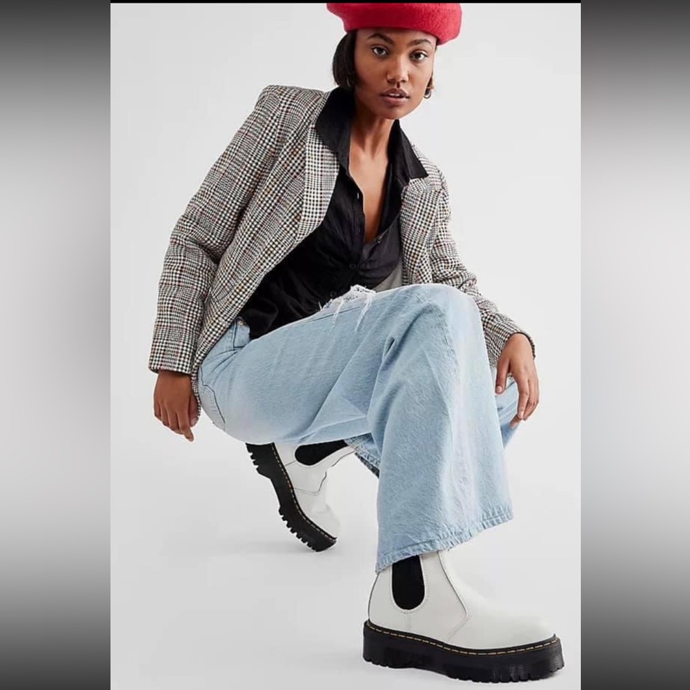 Doc Martens Chelsea platform boots